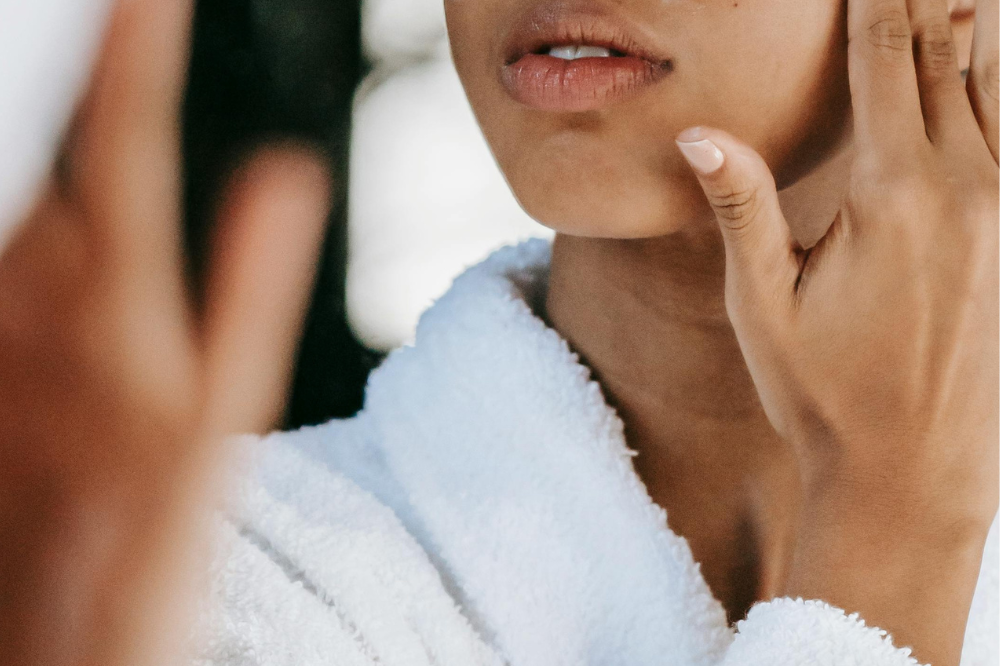 Your Guide to Glowy Skin: What You Need to Know About Occlusives and Slugging