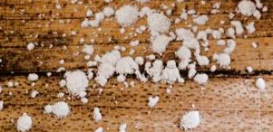 DIY Natural & Talc Free Healing Baby Powder (Dusting Powder & Dry Shampoo Too!)