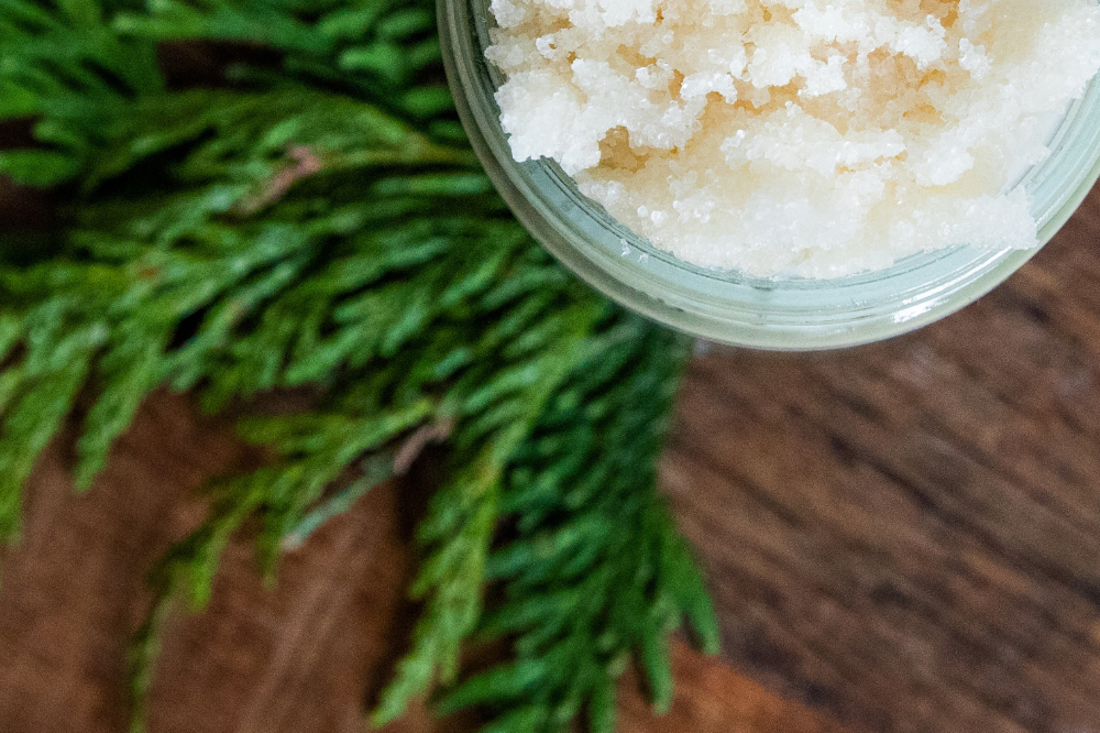 Safe Seasonal Scents: A Guide to Choosing Nontoxic Products